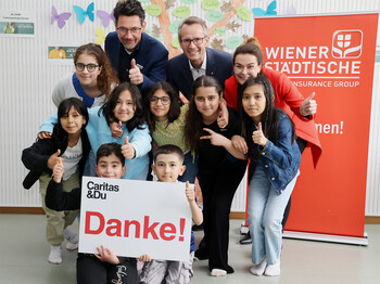 vl.: Ernst Sandriesser (Direktor Caritas), Ferdinand Bucher (Landesdirektor der Wiener Städtischen), Roberta Striedinger (Caritas Fundraising)