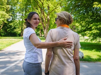 Foto: M. Schrott Karin Schrott hat sich an der SOB ausbilden lassen: „Die Kombination aus Theorie und Praxis ist perfekt. Ich habe auch viel für mein Leben gelernt.“